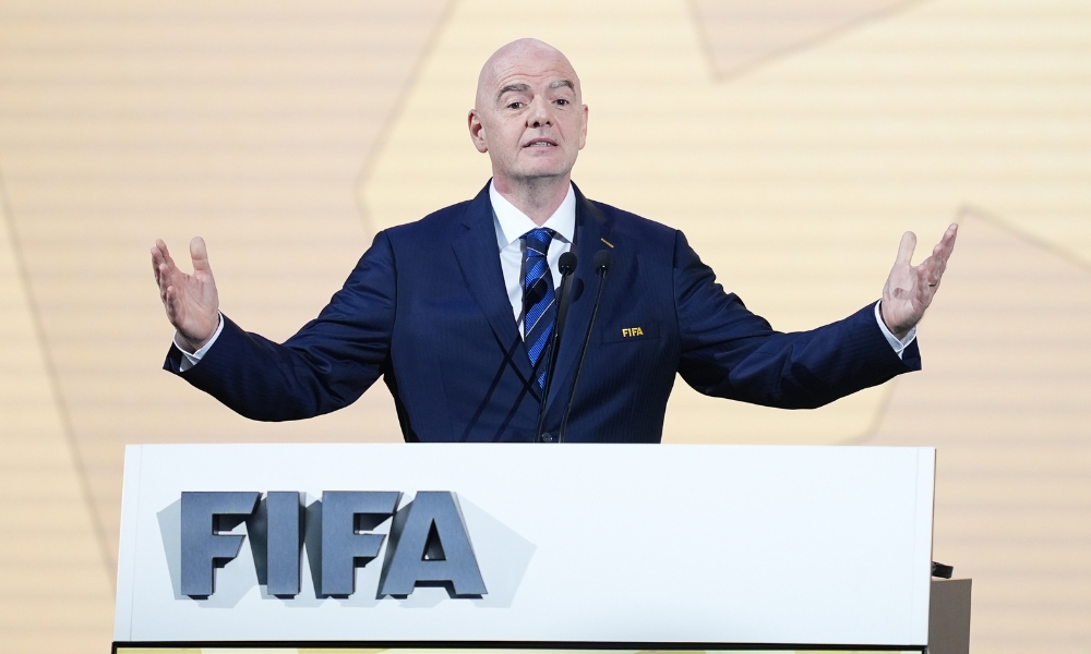 南宫28娱乐：西部格局再变：雷霆创NBA佳绩，独行侠逆袭，5-8名争夺激烈.